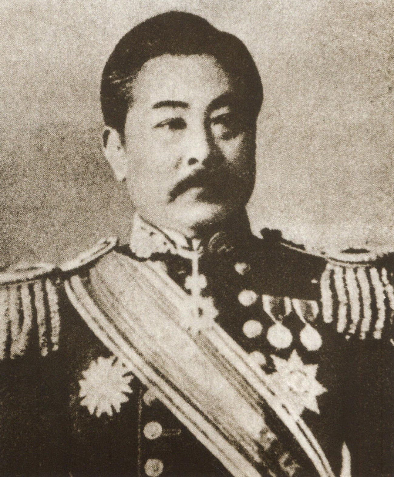 率队参加黄海海战的日本海军联合舰队司令长官伊东祐亨海军中将